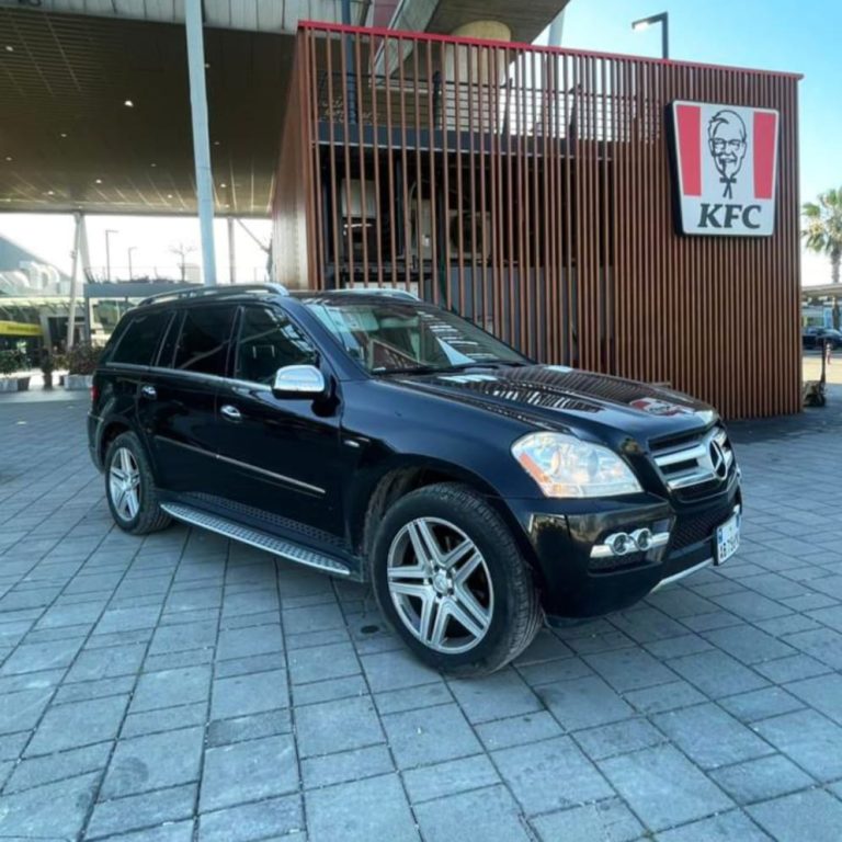 mercedes benz gl 7 seats for rent