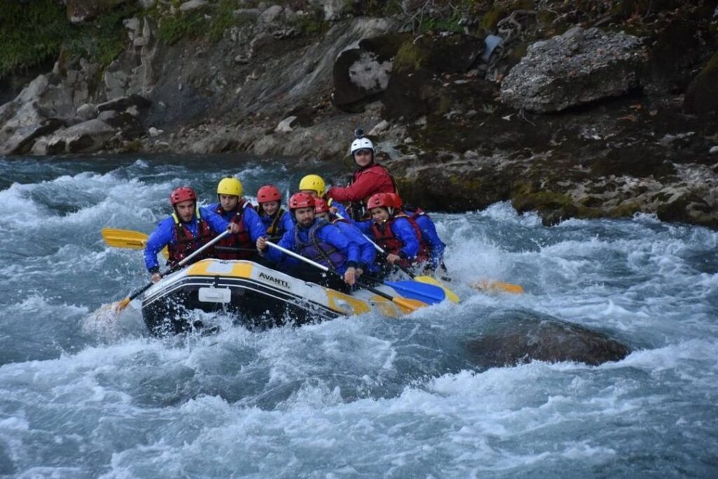 rafting in albania